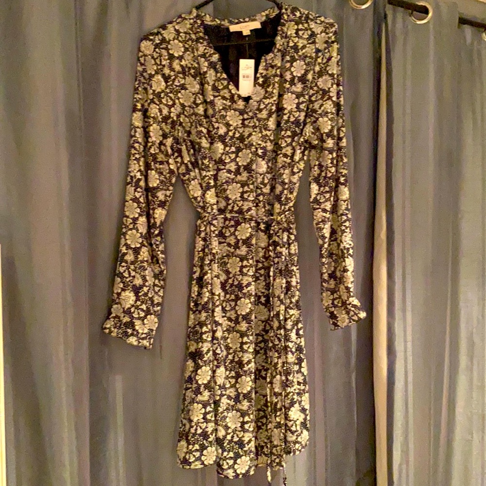 Loft Mid Dress with Long Sleeves L